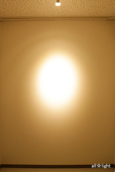 岩崎　LED電球　LEDioc（レディオック）　LEDアイランプ　ハロゲン電球形　φ50(50mm)7W　電球色相当　2700K　18°（中角）　JDR110V60W（100W形）相当　E11口金　850lm　LDR7LME11 2