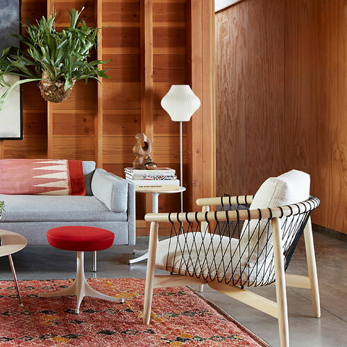 オールライトのロイヤルファニチャー　HermanMiller（ハーマンミラー）　NELSON BUBBLE LAMP(ネルソン・バブルランプ)　NELSON PEAR LOTUS FLOOR S WALNUT　フロアスタンド　フットスイッチ付き　ランプ別売(E26 100W×1)　ホワイト　BCPEARLOTUSFLOORSFWAL｜アングル2