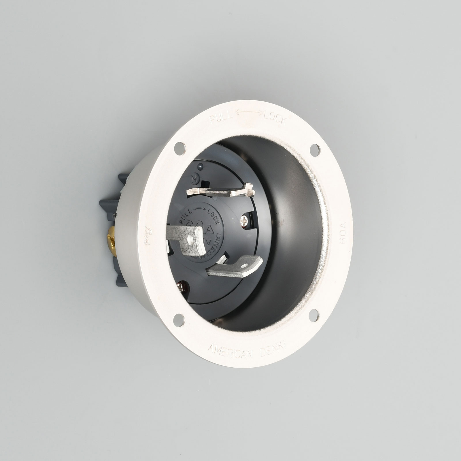 樂天商城 - アメリカン電機　3P 60A 600V　引掛形フランジインレット (メタルケース)　3665