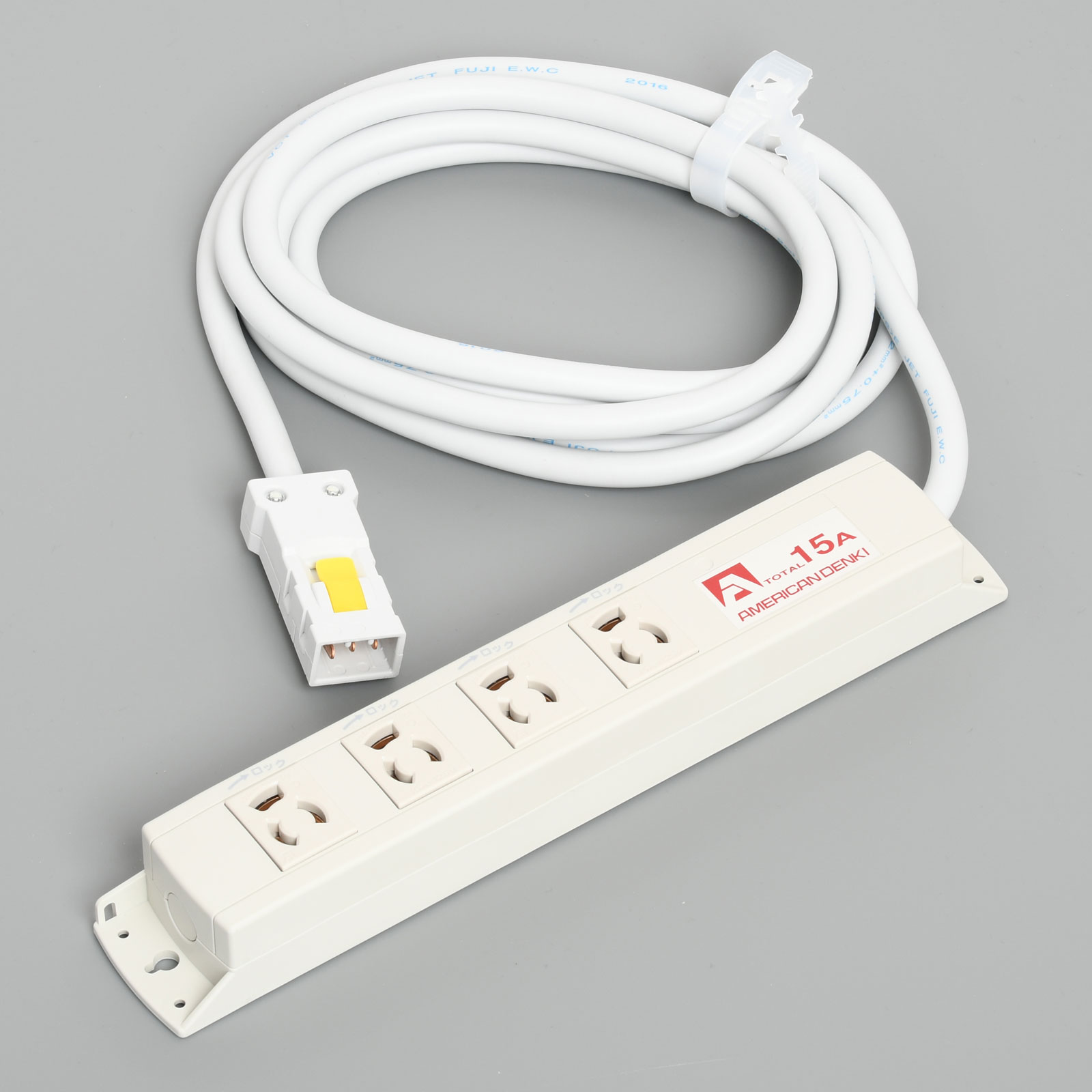 アメリカン電機　接地形2P 15A 125V　�