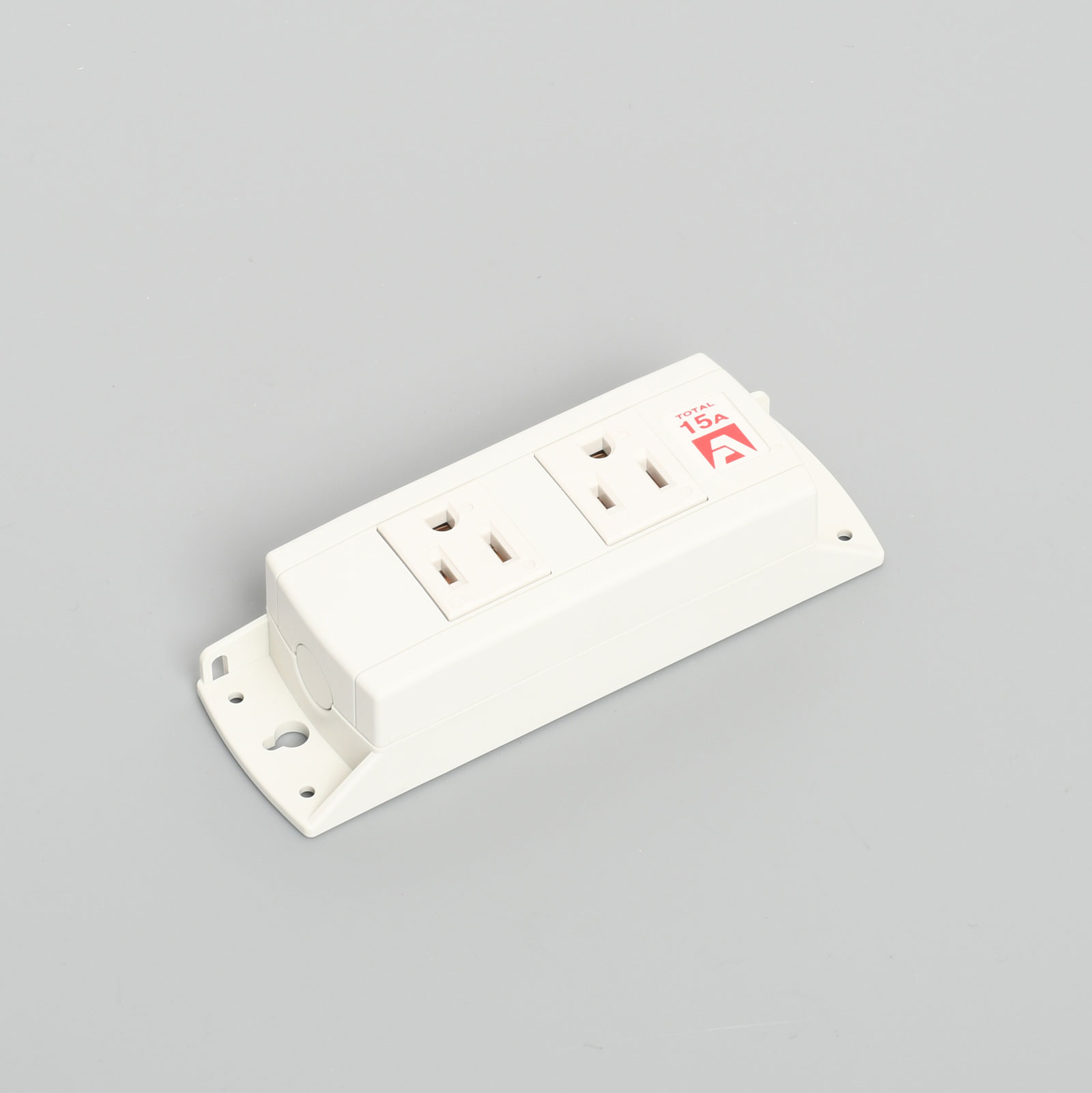 アメリカン電機　接地形2P 15A 125V　�