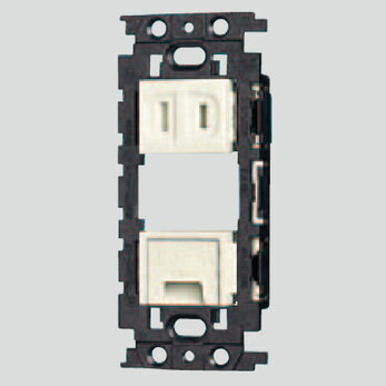 パナソニック　フルカラー配線器具　埋込絶縁扉付アースターミナル付コンセント　15A　125V　ミルキーホワイト　WN15514