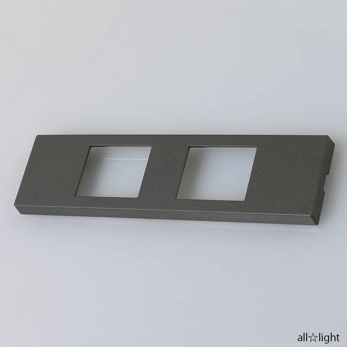 パナソニック　家具・住設機器用配線器具（什器用）　Sプレート　防気パッキン対応...