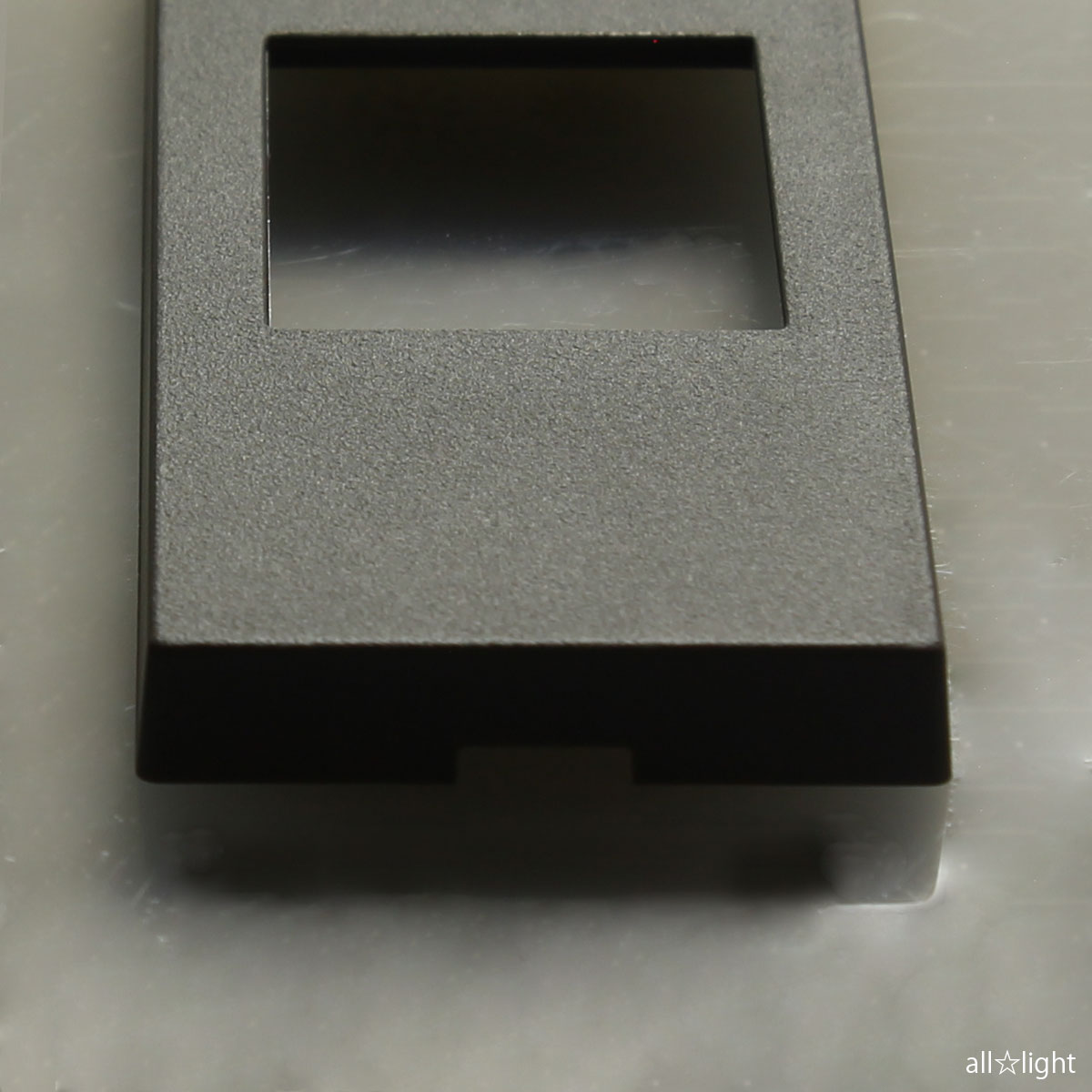 パナソニック　家具・住設機器用配線器具（什器用）　Sプレート　防気パッキン対応...