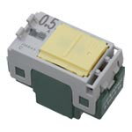 パナソニック　アドバンスシリーズ配線器具　スイッチ本体　パイロットスイッチC（3路）　0．5A　300V..