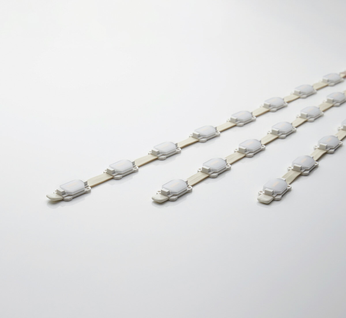 TOKISTAR 間接照明 Tシリーズ ADVANTAGE XF(アドバンテージXF) 屋内用 DC24V/AC24V ランプピッチ:60mm 最大灯数:280...