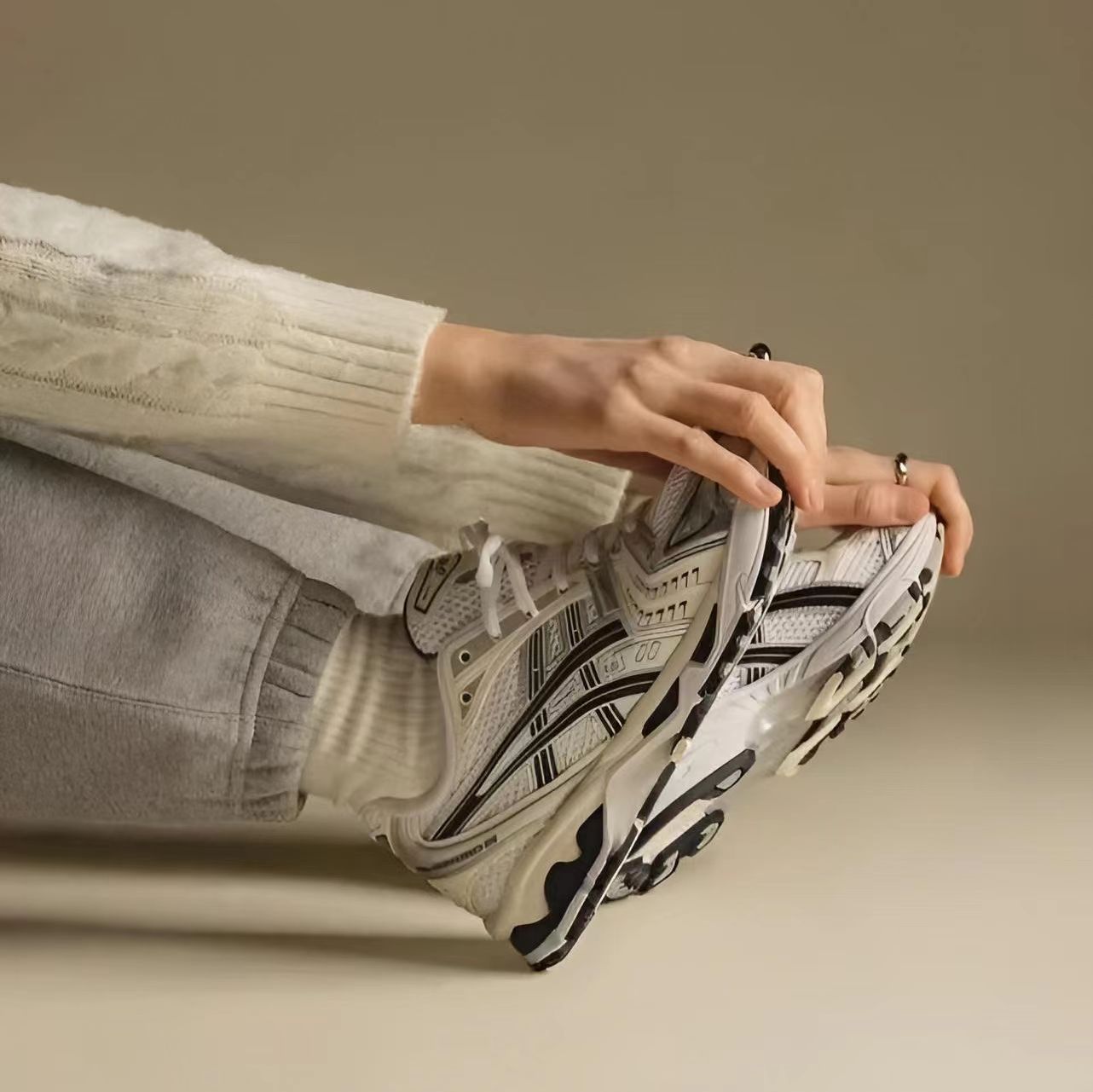 楽天市場】asics gel kayano 14(靴サイズ(cm)25.5)の通販 楽天市場】asics gel kayano 14(靴サイズ(cm)25.5)の通販