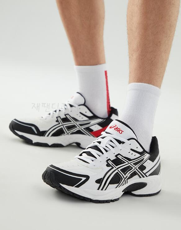 日本未発売 ASICS Gel-170 TR アシックス ゲル170 ブラックホワイト 男女兼用 ストリートスタイル 1203A096-021