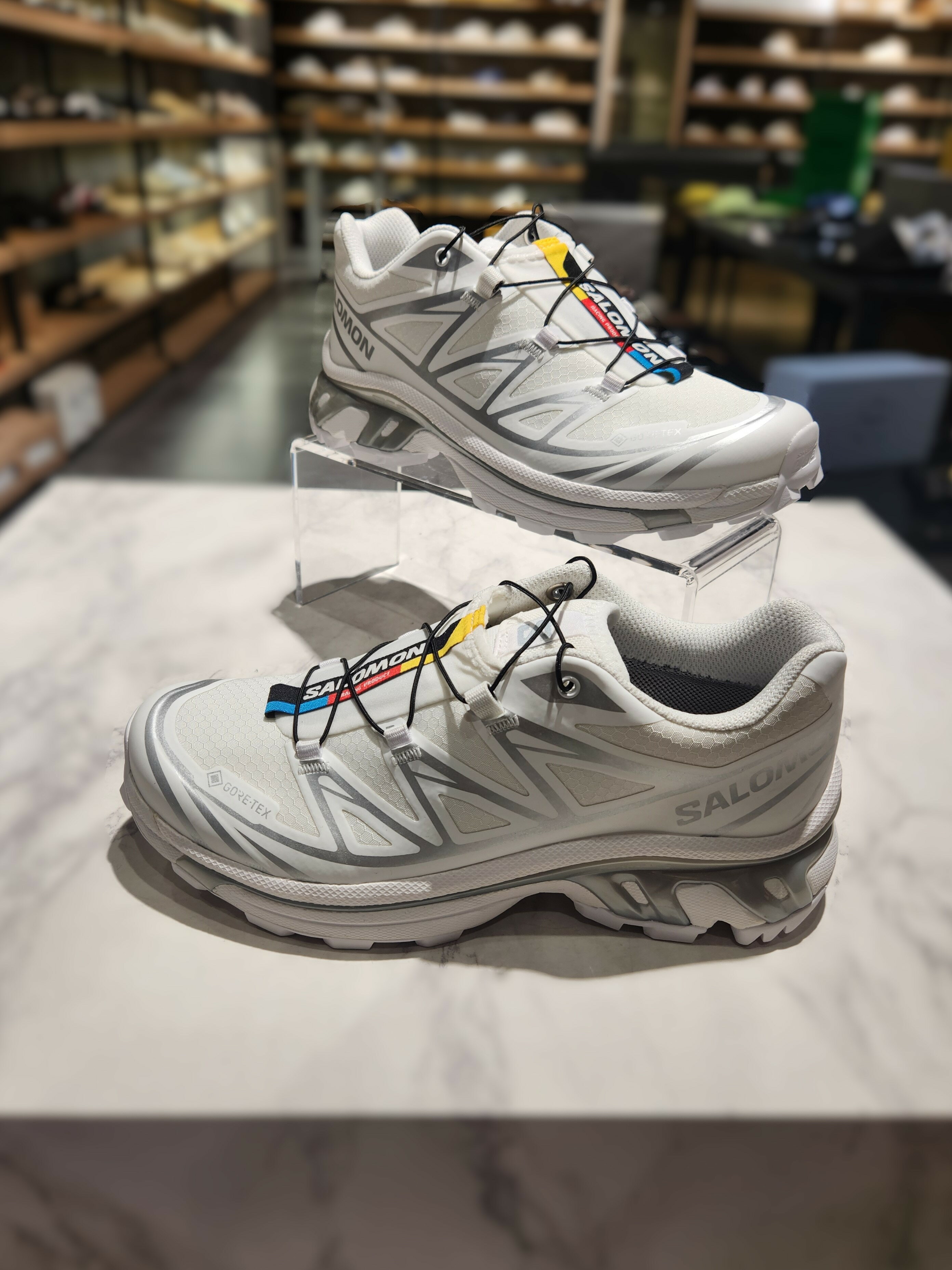 Rakuten - 日本未入荷 Salomon サロモン ゴアテックス ホワイトシルバー XT-6 Gore-Tex White Silver L47581100 男女兼用