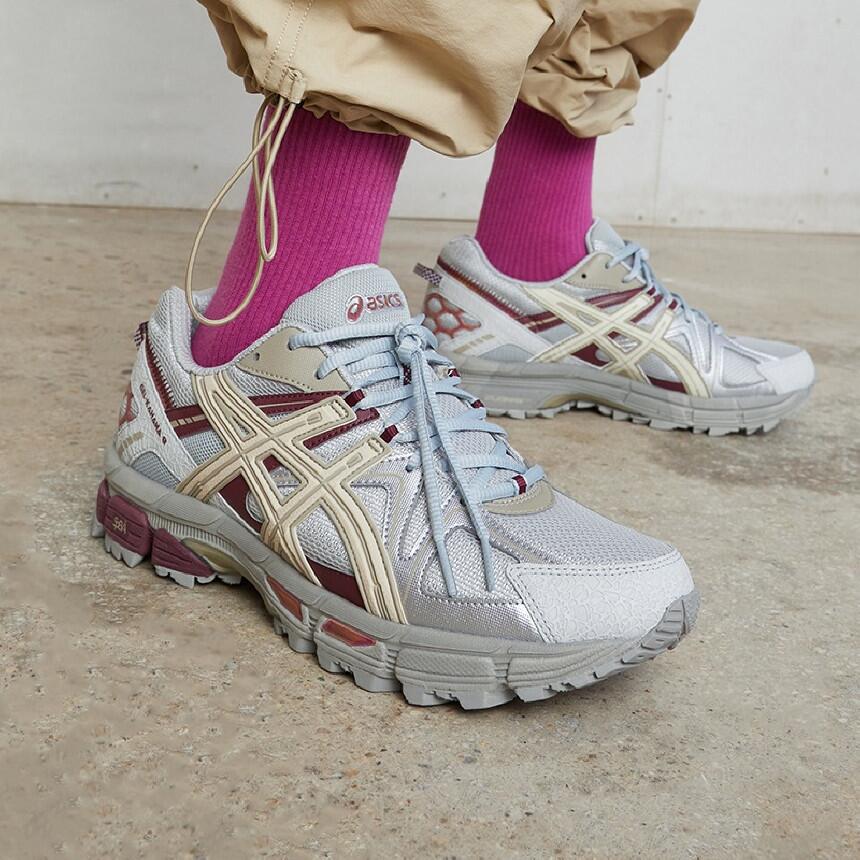 Rakuten - 日本未入荷 ASICS Gel-Kahana 8 Grey Red アシックス ゲル カハナ8 グレーレッド 男女兼用 1011B109-025