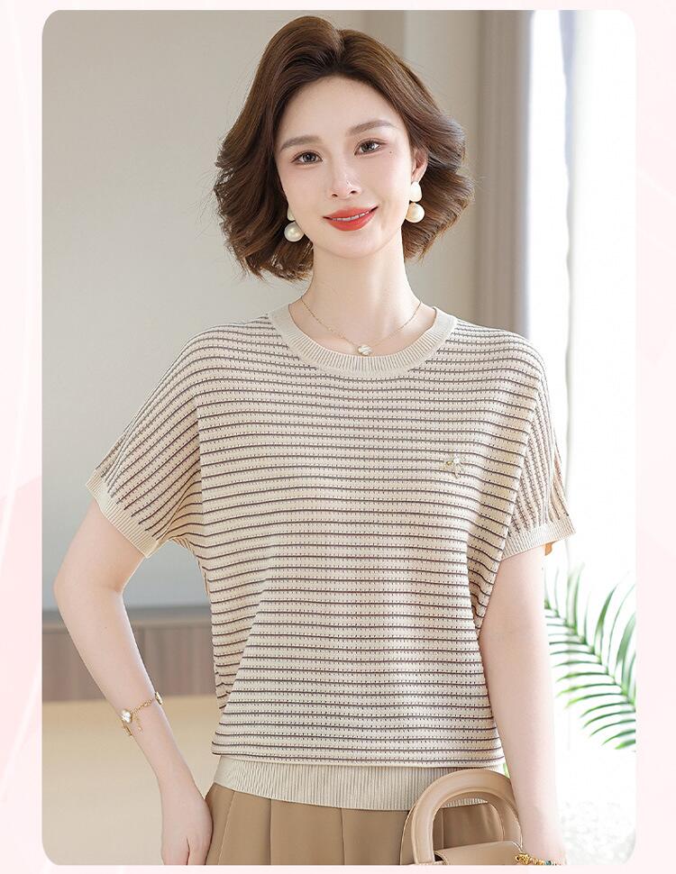Rakuten - 母の日 プレゼント Tシャツ レディース 半袖 ニット アイスシルク サマーニット ボーダー柄 トップス ドルマンスリーブ 接触冷感 涼しい プルオーバー 中高年 シニア 50代 60代 70代 上品 エレガント 春夏 ゆったり 大きいサイズ
