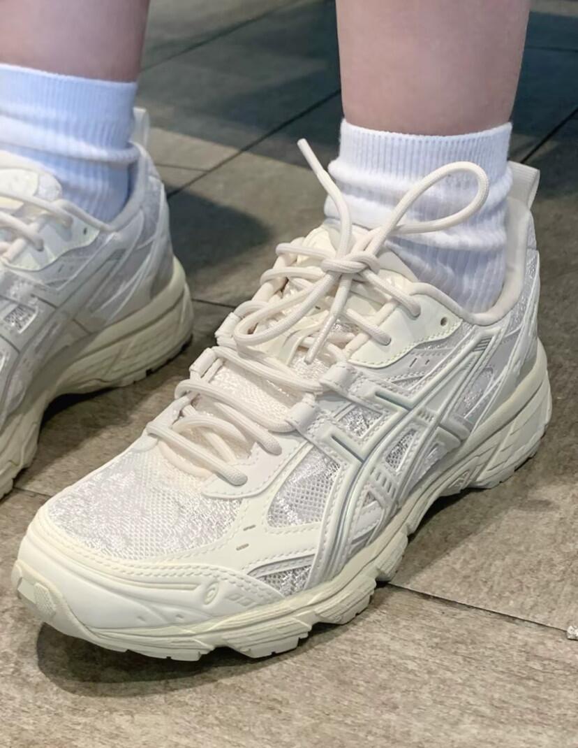 乐天商城 - 日本未入荷 Asics GEL-NUNOBIKI CREAM PURE SILVER アシックス ゲル-ヌノビキ 男女兼用スニーカー 1203a597-100