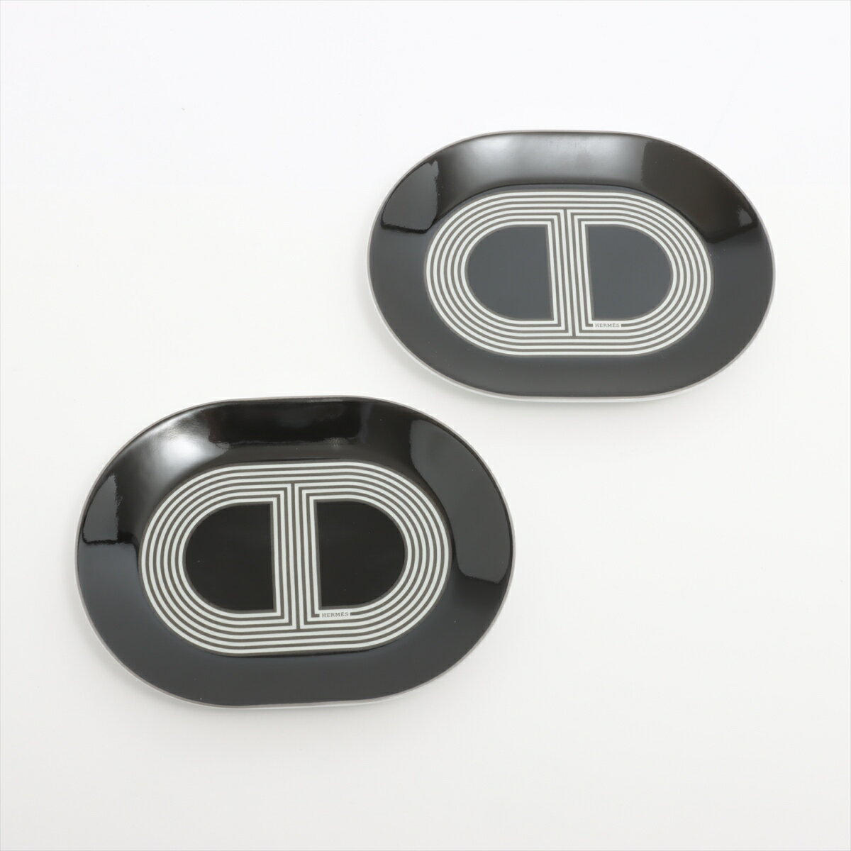 【中古】エルメス ラリー24 小皿 陶器 ブラック 2枚セット 刻印リボンのサムネイル