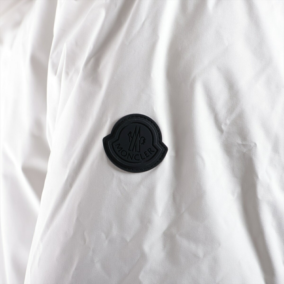 【中古】モンクレール ABERDEN 23年 ポリエステル×ナイロン ダウンジャケット 1 メンズ グレー I20911C00011