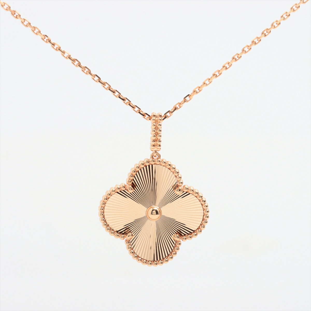 【中古】ヴァンクリーフ&アーペル マジックアルハンブラ ギョーシェ ネックレス 750(YG) 20.4g VCARP4KO00のサムネイル