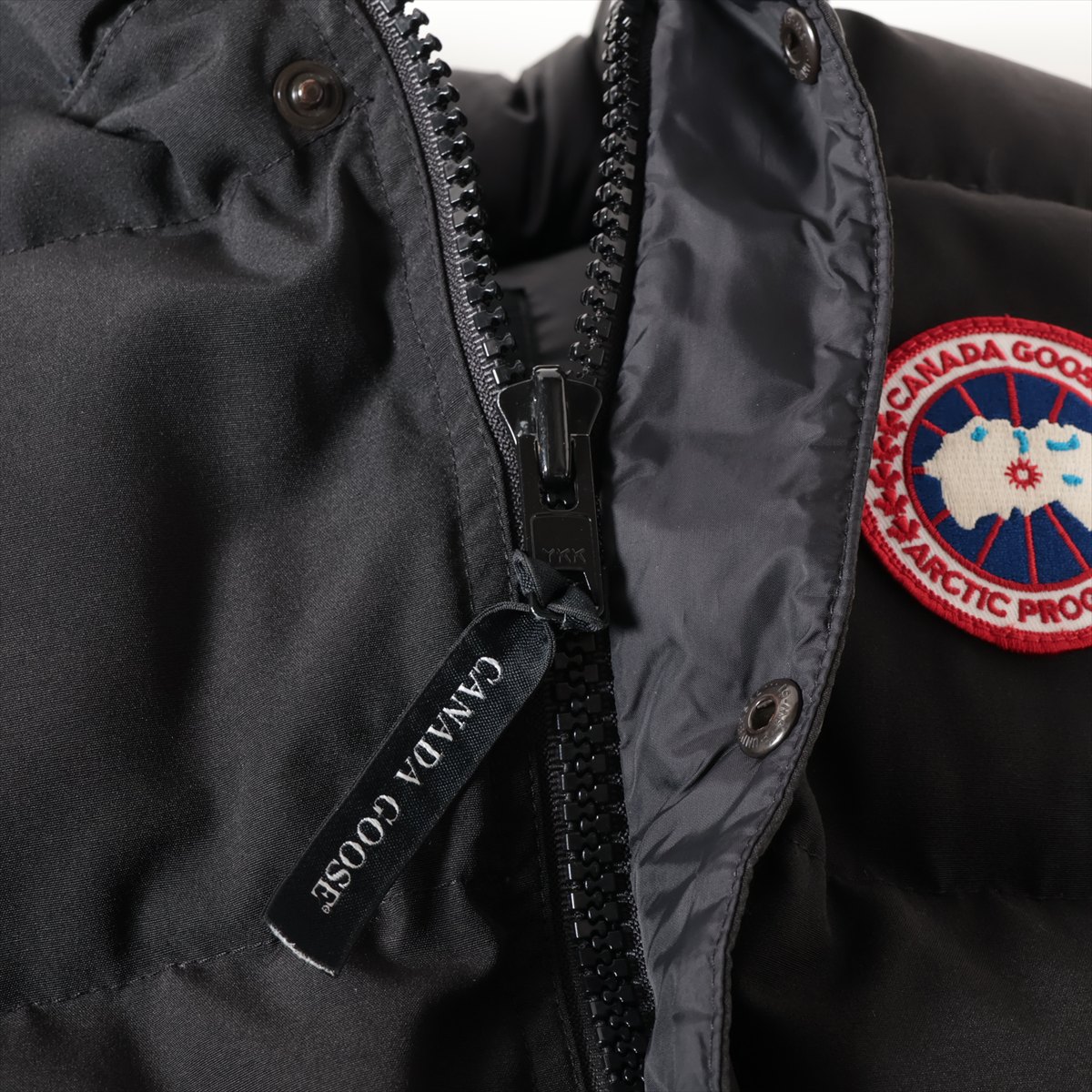 【中古】カナダグース FREESTYLE ナイロン ダウンベスト S メンズ ブラック 4125JM グリフィン