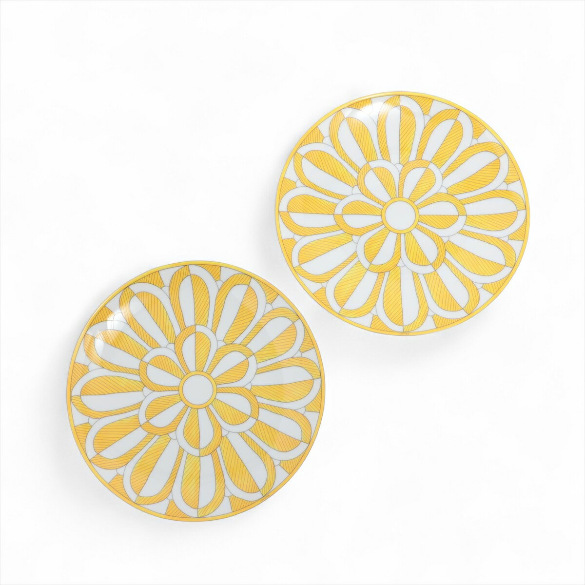 【中古】エルメス ソレイユドゥエルメス ペアプレート 陶器 イエロー 底印「ヨット」「自転車」W01