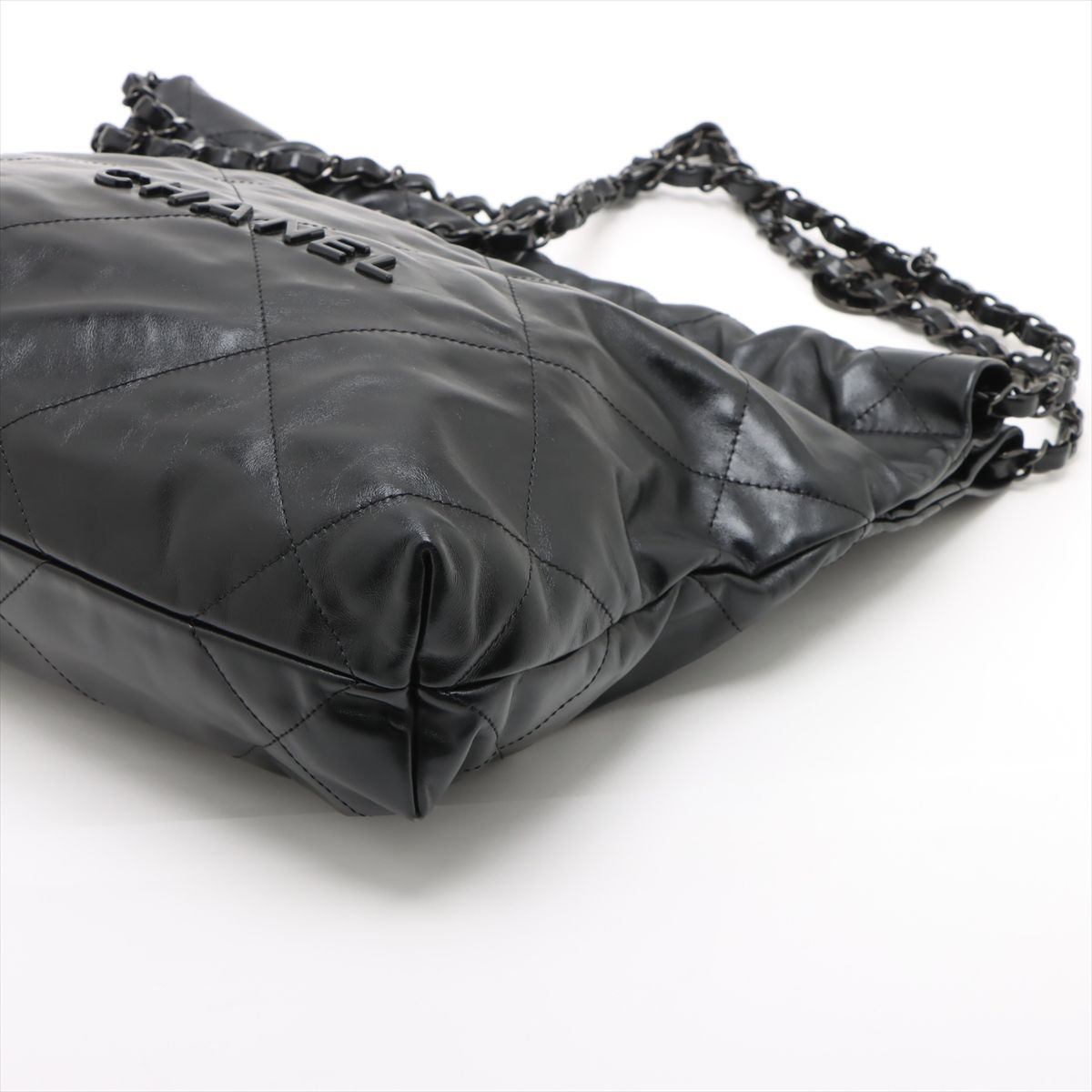 【中古】シャネル シャネル22 スモール シャイニーカーフスキン チェーンショルダーバッグ ブラック シルバー金具 ランダムプレート AS3260