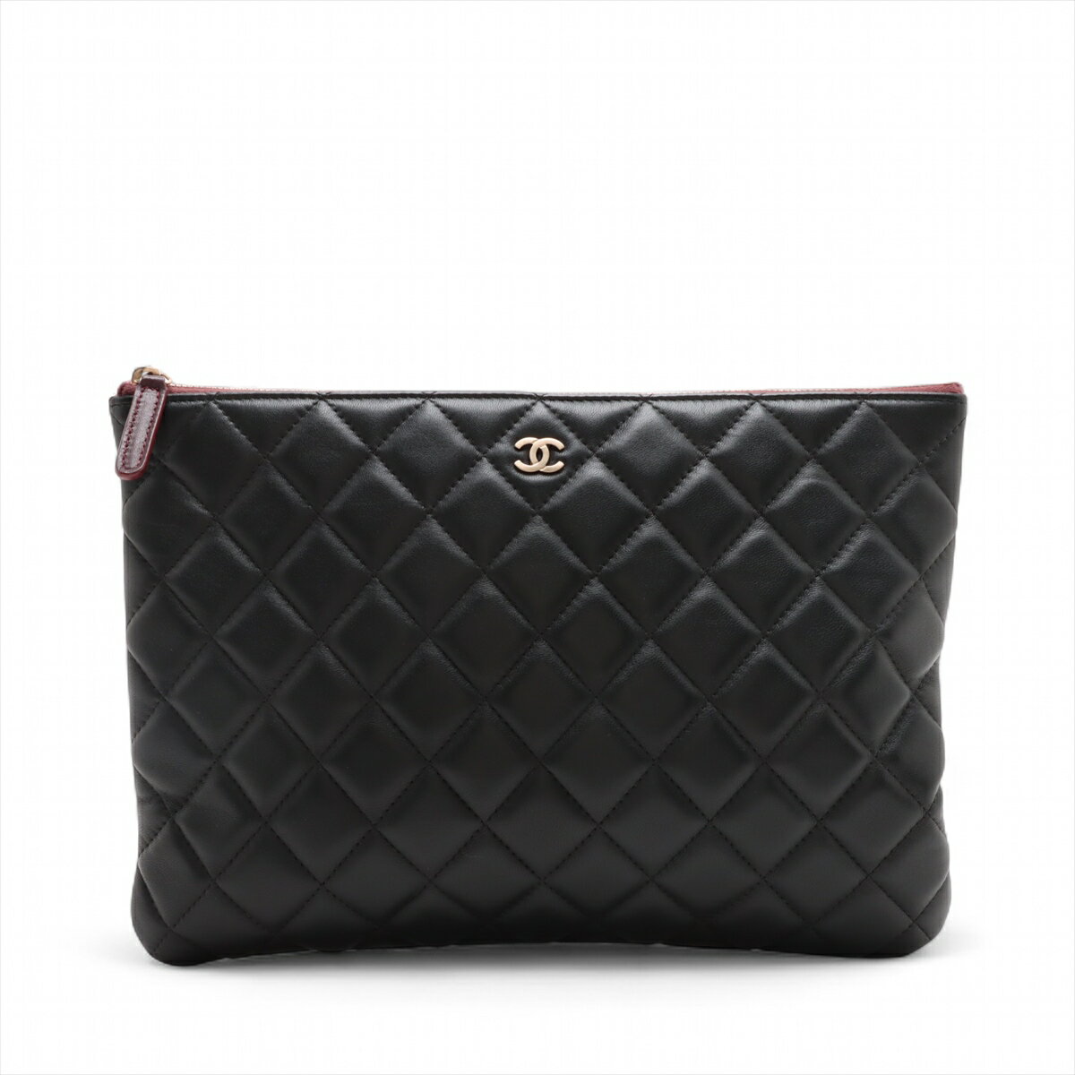 【中古】シャネル マトラッセ ラムスキン クラッチバッグ ブラック ゴールド金具 20番台