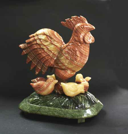 【すぐに使える10％OFFクーポン】「五子登科」鶏彫刻の置物