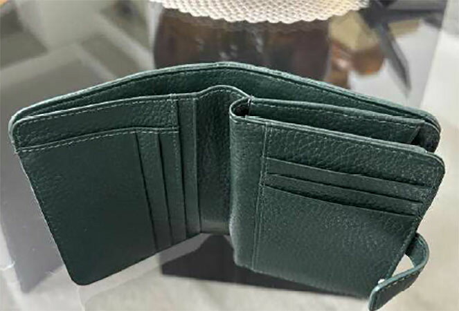オーストリッチ革 二つ折財布 メッシュ　No.1250