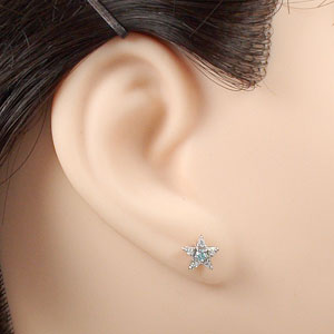 ピアス 片耳 ダイヤモンド 星 片耳ピアス 18金 一粒 スターピアス4月 誕生石 送料...