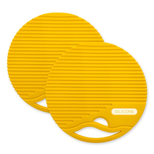 キョドド屋 鍋敷き 和風 2枚セット 耐熱シリコン製 丸型 直径17cm 万能マット プラスチック木製鍋敷き保護 カップシート 栓抜き 鍋つかみ 滑り止め 防水マット 簡易洗浄 イエロー