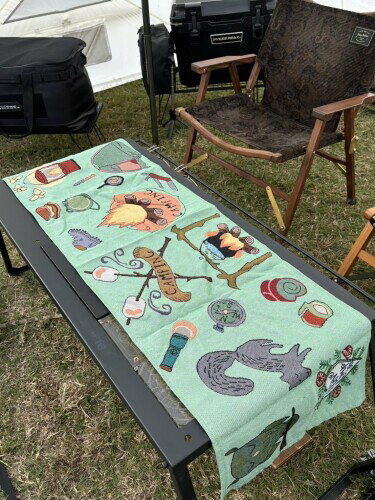 『キャンプ シーンをおしゃれに演出する』 ランチマット ランチョン テーブルクロス テーブルマット カ..