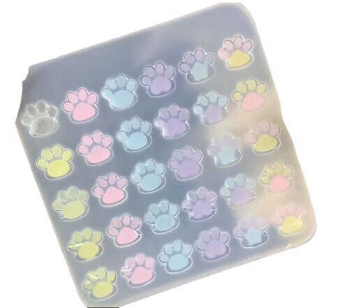 シリコンモールド 肉球 猫 ネコちゃん デコパーツ キーホルダー オタ活 推し活 シリコン型 手芸 クラフト 3Dモールド トレカケース トレカデコ UVレジン LEDレジン 鏡面仕上げ ネコ肉球