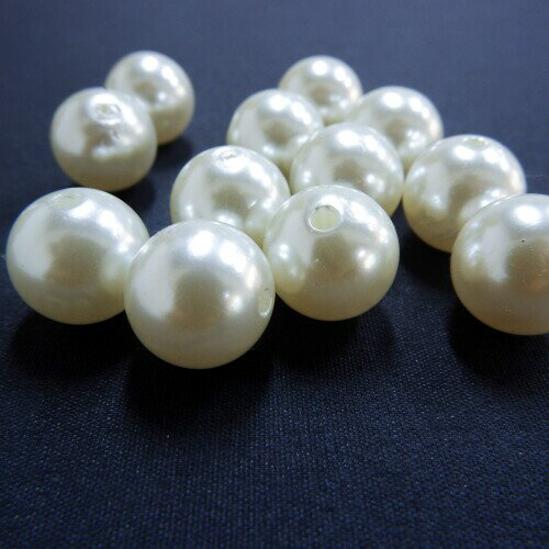 パールビーズ 樹脂パール パール パーツ ネイルアートパールアクセサリー 16mm 両穴60個 ベージュ パール ホワイト メガネチェーン マスクチェーン グラスチェーン DIY用品 パールビーズ 樹脂パール パール パーツ ネイルアートパールアクセサリー 16mm 両穴60個 ベージュ パール ホワイト メガネチェーン マスクチェーン グラスチェーン DIY用品