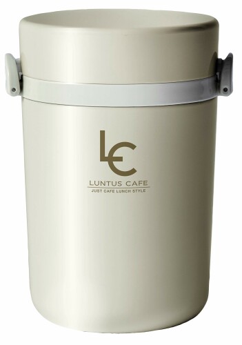 ランタスBSステンレス保温ランチジャー700ml アイボリー HLB-B700 A3197 サイズ:11.4×13×18cm 商品重量:582g 材質:保温ケース/ステンレス鋼(アクリル樹脂塗装)、ご飯容器フタ/PP(中材:発泡PP断熱材)、保湿ケースフタ・リング・止め具・ご飯容器本体・おかず容器本体・スープ容器本体・スープ容器フタ・弁本体/PP、おかず容器フタ・スープ容器フタパッキン・エア弁/シリコーンゴム 容量:ごはん250ml・おかず250ml・スープ200ml ・食洗機可能(保温ケース・各フタは除く) 真空断熱構造のため、外気温の影響を受けにくい。保温、保冷に最適です 保温効力が高いため、時間が経っても温かご飯が楽しめます。また、抗菌対応なため清潔にお使いいただけます 持つ人を選ばないカラーラインナップ。シンプルかつスタイリッシュなカラーでお弁当感を出しません ご飯とおかずを分けて保存できるので、お弁当の中身が散らばらず、いつもおいしい状態でいただけます さらに、容器表面での菌の増殖を抑えるAg+抗菌加工です 商品コード39081850892商品名ランタスBSステンレス保温ランチジャー700ml アイボリー HLB-B700 A3197型番HLB-B700 A3197サイズ700mlカラーアイボリー※他モールでも併売しているため、タイミングによって在庫切れの可能性がございます。その際は、別途ご連絡させていただきます。※他モールでも併売しているため、タイミングによって在庫切れの可能性がございます。その際は、別途ご連絡させていただきます。