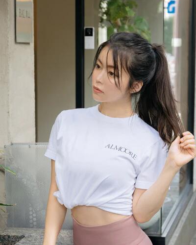 【ALMOORE】ロゴTシャツ アルモーア 渋谷ゆり