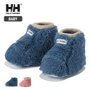 マイファーストHHフリースシューズ（べビー） B My First HH Fleece Shoes ふわふわとした毛足が心地よい、シャギーフリースを使用したルームシューズ。足首まで覆える丈で、保温性にも優れた、寒い時期におすすめ。冬でも汗をかく子どものために、におい対策として、抗菌防臭加工を施しました。足裏には、滑り止めを配しています。 塗り絵も楽しめるギフトボックス付きで、出産祝いなどの贈り物にも適しています。環境への負荷に配慮してリサイクル糸を使用した「GREEN MATERIAL」製品です。 ■素材 ＜本体＞リサイクルポリエステルシャギーフリース（ポリエステル100%） ＜足底＞滑り止め（ポリエステル100%） ■原産国 中国 ■サイズ BF 底長12 / かかと高 10 / 足入れ（ゴム上り）14 cm ■カラー ピンクシェル、ウィンターオーシャン(ブルー) HELLY HANSEN 130年以上の歴史がある北欧ノルウェー生まれのマリンウェアブランド。独自の防水テクノロジーを応用したアウター・ジャケットからアンダーウェアまで高機能な製品をラインナップ。 ※メーカー希望小売価格はメーカーカタログに基づいて掲載しています。 　