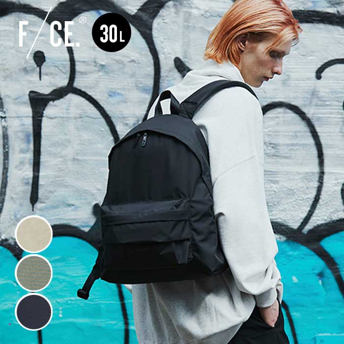 F/CE. ROBIC RUCKSACK エフシーイー ロービック リュックサック 定番のロビックエアーシリーズのデイパック。オーセンテックなデイパックはユニセックスに使用可能。中空糸のロビックは非常に軽量で使い回しのきく鞄です。 Robic 420DではCordura 500Dと比較して、80%強の軽さながら、引裂強度では約85%、引張強度では約110%の強度と同等の耐摩耗性を誇ります。また420DのROBIC糸は特注で中空糸にしすることで、軽量て?耐久性に優れた素材【Robic Air】が誕生しました。素材のもつマットシャイニーな表情はレトロな雰囲気を醸し出します。 ・ 中空糸ナイロン ・軽量アルミニウムパーツ ・本物のシートベルト素材のウエビングテープの使用により高強度 ※モデル着用画像はサンプル商品になりますので実際の商品と一部ディテールが異なります。 ■SIZE WIDTH：33 HEIGHT：42 DEPTH：22 WEIGHT：554g CAPACITY：30L ■MATERIAL Nylon100% ■MODEL Men: 182cm, C90, W76, H90 Ladies: 174cm, B79, W58, H88 -F/CE- (エフシーイー) コレクションのテーマは、世界中から選ばれた一つの“国”。テーマとなった国を実際に訪れて生活、歴史、アート、音楽などの文化に触れ、そこで感じたインスピレーションをデザインに落とし込んでいきます。テーマ=国は、いくつかのシーズンを経て変わっていきます。もうひとつ大事にしているのはスペック、機能性。そして道具としての完成度の高さ。日常生活を快適に過ごすための機能に、旅から得たイメージを乗せることで、F/CE.のプロダクトは完成します。 FICOUTURE(フィクチュール)→ 2016年6月よりブランド名を「F/CE. (エフシーイー)」に変更 ※メーカー希望小売価格はメーカーカタログに基づいて掲載しています。 　