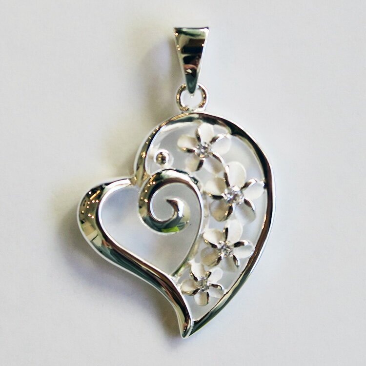 【ハワイアンジュエリー】ペンダントトップ ネックレス 4プルメリアハートペンダント オープンハート シルバー製 レディース アクセサリー ハワイ ギフト プレゼ...