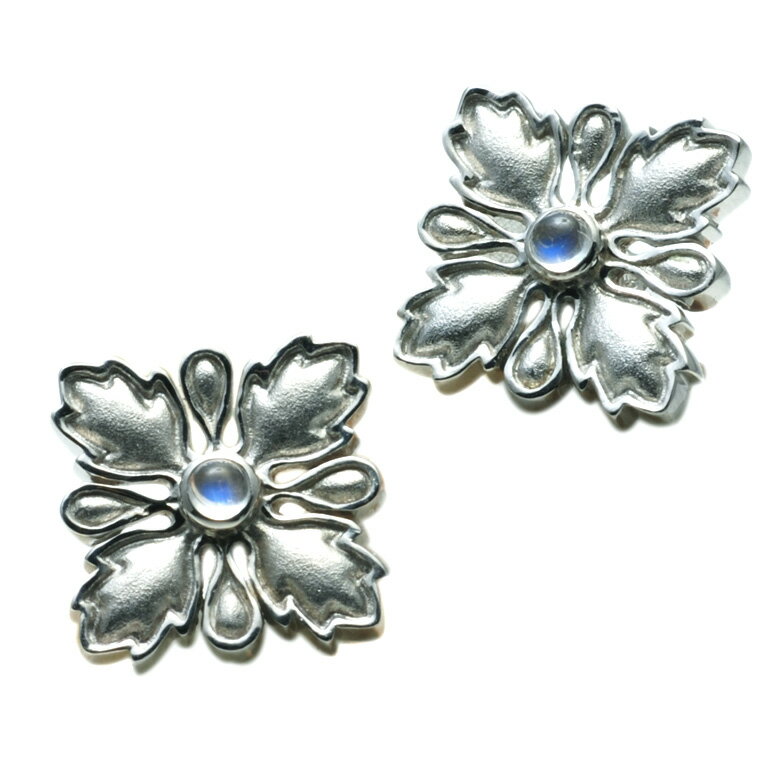 ムーンストーン ハワイアンキルト ピアス ハワイアンジュエリー アクセサリー レディース 女性 (Weliana)ハワイアンキルト・ウル(パンノキ) ロイヤルブ...