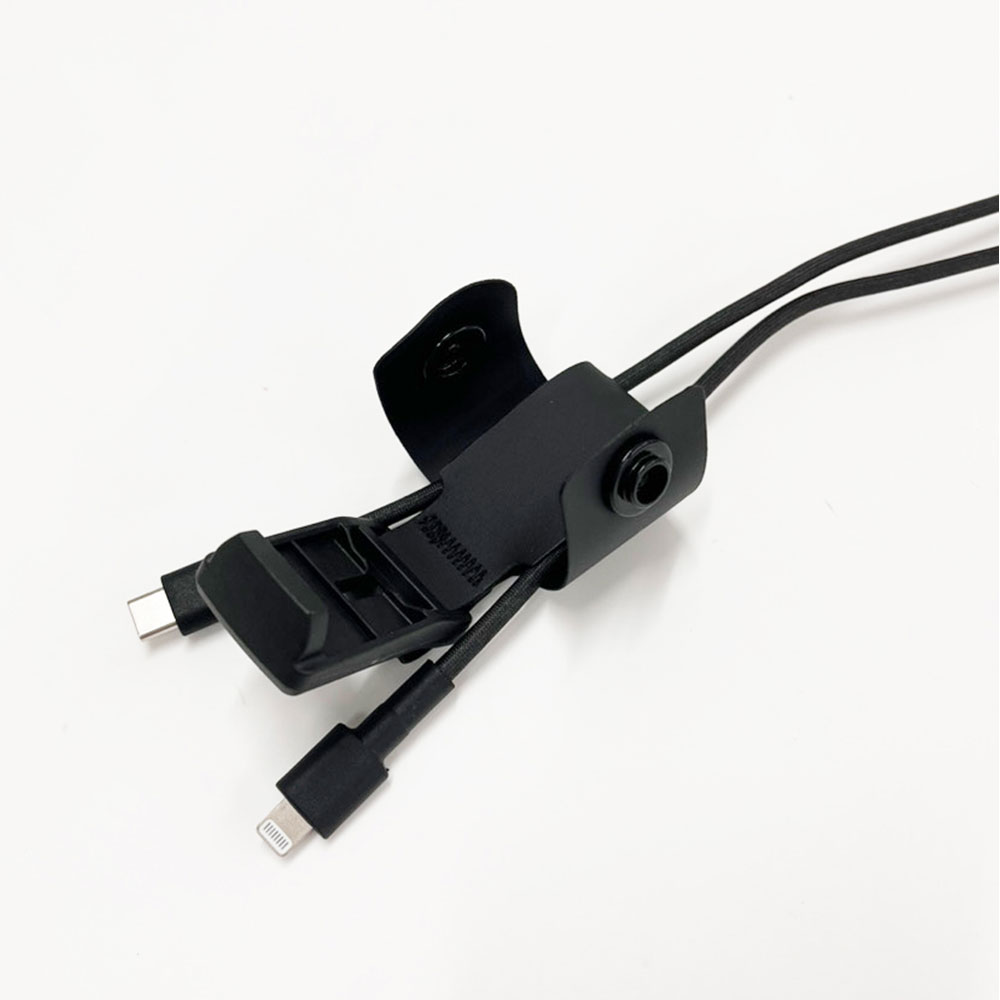【公式】 [ALPAKA/アルパカ] USBケーブル HUB USB LANYARD LIGHTNING ライトニングケーブル 1m USBtypeC ストラップ コンパクト 持ち運び おしゃれ ガジェット アクセサリー モバイル PC ビジネス 旅行 トラベル [送料無料] alpaka-10000021 ALPAKA公式ショップ 楽天市場店 サンプル画像3