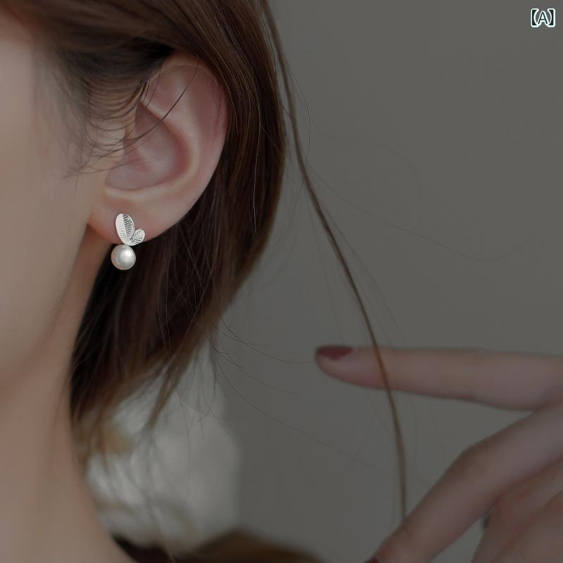 ピアス レディース パール 樹葉 モチーフ ユニーク デザイン 個性派 イヤリング 耳アクセサリー 女性用 トレンド アクセント ジュエリー