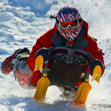 ハンマーヘッド 本格スノースライダー 雪 ソリ 対象年齢13歳以上Hammerhead PRO XLD Snow Sled with Steering System