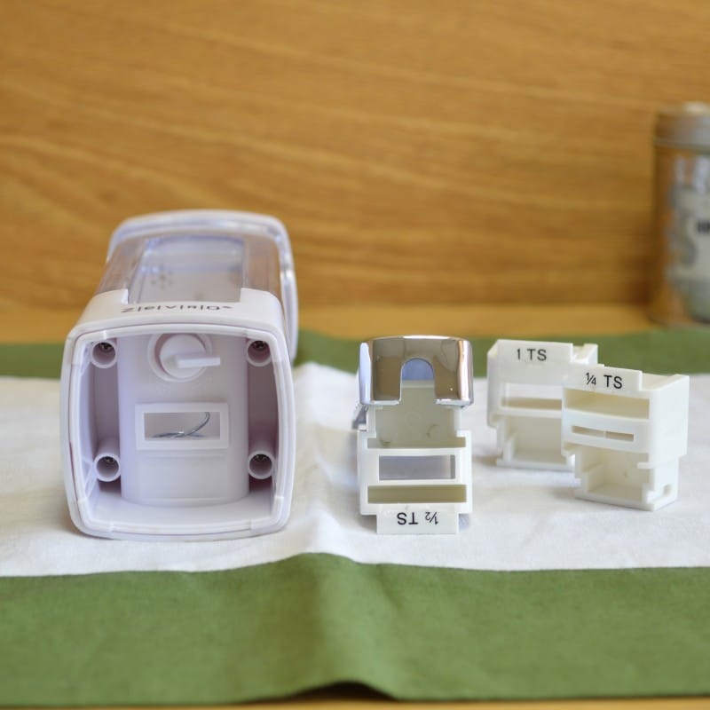 シュガーディスペンサー 砂糖 ゼブロ Honey-Can-Do EMY100 Indispensable Sugar 'N More Dispenser