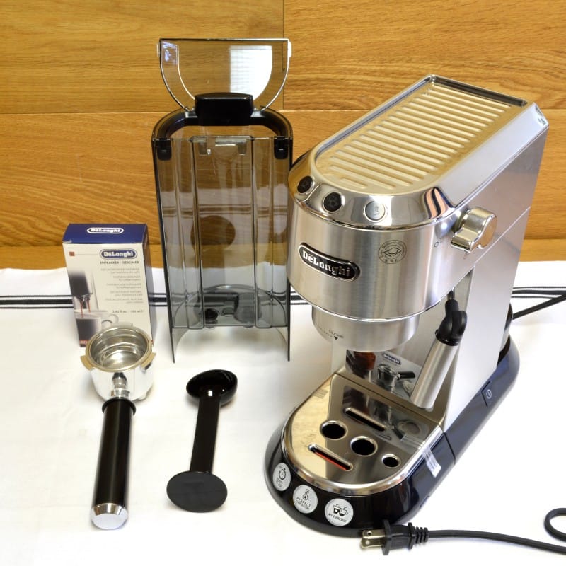 デロンギ エスプレッソマシン カプチーノ De'Longhi EC680 Dedica 15-Bar Pump Esp...
