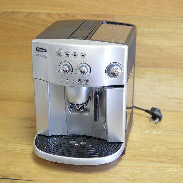 海外向け 220V 240V デロンギ エスプレッソメーカー コーヒーメーカーDeLonghi Magnifica Espresso Maker ESAM 4200.S 家電