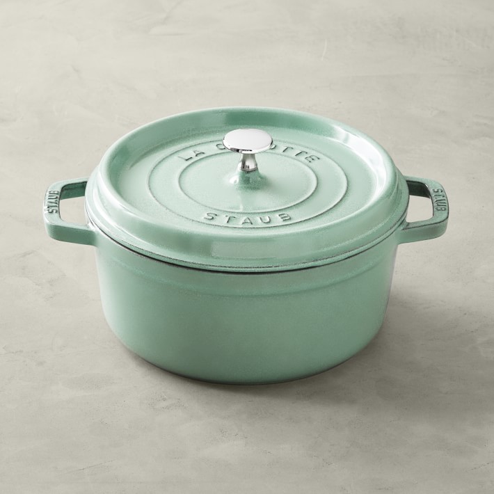 XgEu RRbg Eh 25cm  z[[  O[ { Staub Enameled Cast Iron Round Dutch Oven Sage