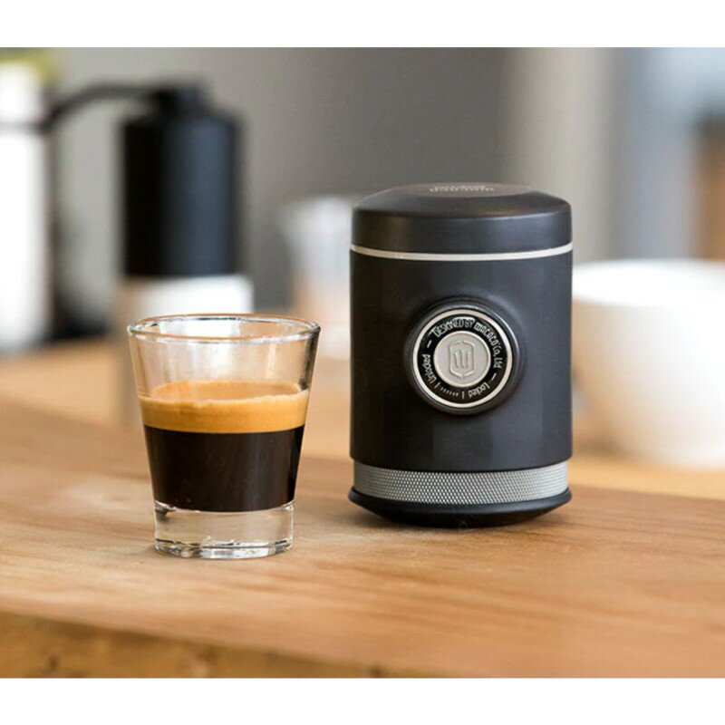 マニュアル 手動 エスプレッソメーカー 持ち運び キャンプ アウトドア ワカコ WACACO Picopresso Portable Espresso Maker Pro-level Specialty Coffee Machine, Manually Operated Travel Coffee Maker