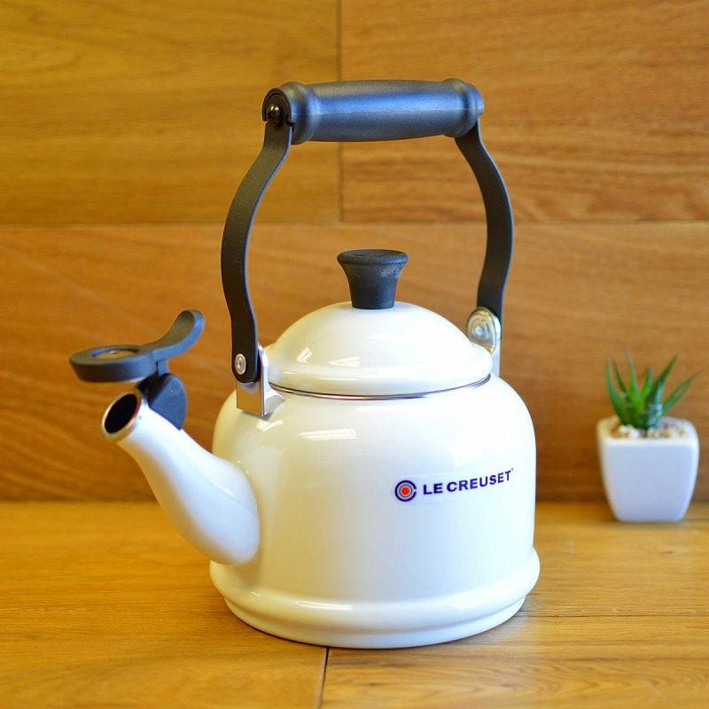 ル・クルーゼ ケトル・やかん ル・クルーゼ 笛吹きケトル デミ 1.1L IH対応 ルクルーゼ やかん Le Creuset Demi Kettle Enamel-on-Steel 1-1/4-Quart Q9401