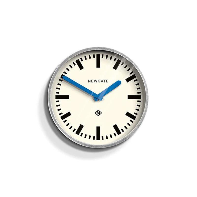 ニューゲート 掛け時計 ウォールクロック 直径30cm ブルー Newgate The Luggage LUGG667GALBL Modern Industrial Wall Clock | Galvanized Metal