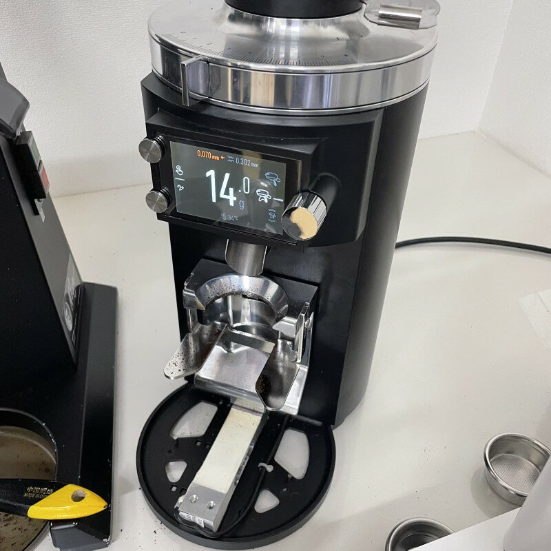 �ڶ�̳Ź����� �ޡ��륯���˥å� ��̳�� �����ץ�å����饤����� Ʀ�Ԥ� �ǥ����� �������� E65S GbW �ޥåȥ֥�å� ����͢���� ���Ŀ��͹����Բ�MAHLKONIG Espresso Grinder ���� ������Բġ�