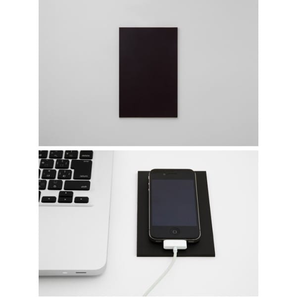 100% レザースマートフォンマット ブラック