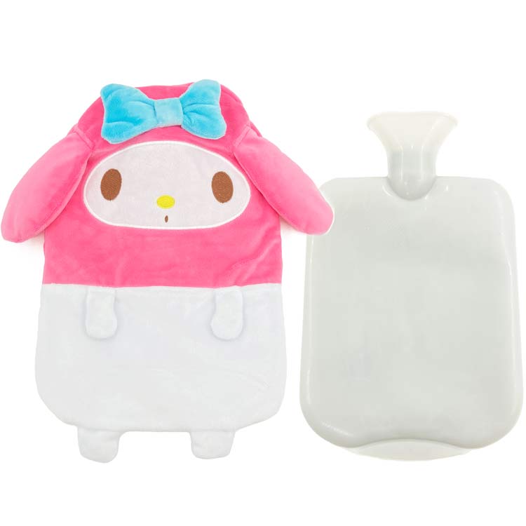 商品仕様【サイズ】約H33×W23cm 【素材】本体：塩化ビニル樹脂/キャップ：ポリプロピレン/カバー：ポリエステル100％ 【仕様】短毛マイクロ生地・ファーアップリケ刺繍 【原産国】中国特記事項※画像はあくまでも商品イメージになります。実際の商品と色や仕様が異なる場合がありますので、予め御了承ください。 ※メーカー希望小売価格はメーカーカタログに基づいて掲載しています。