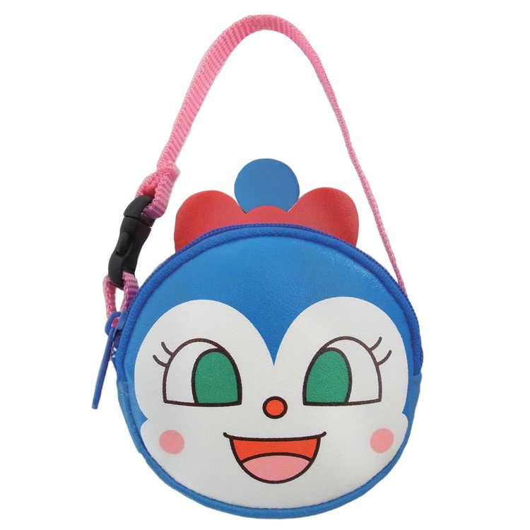 商品仕様【サイズ】 本体：約H7.5×W8.5×D4.5cm 持ち手の長さ：約25cm 【素材】合成皮革 【生産国】日本特記事項※画像はあくまでも商品イメージになります。実際の商品と色や仕様が異なる場合がありますので、予め御了承ください。 ※メーカー希望小売価格はメーカーカタログに基づいて掲載しています。